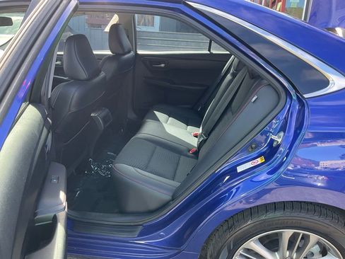 Used 2015 Toyota Camry SE image 7