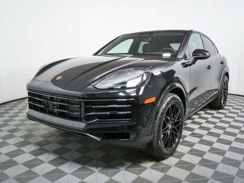 New 2026 Porsche Cayenne Coupe AWD/4WD image 1