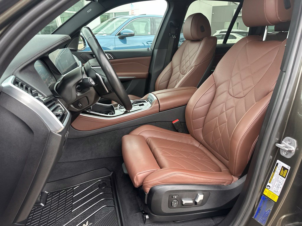 Used 2023 BMW X5 sDrive40i w/ Climate Comfort Package RWD image 17