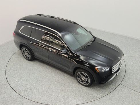 Certified 2026 Mercedes-Benz GLS 450 4MATIC image 24