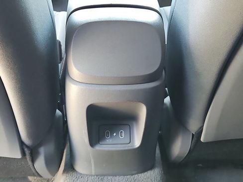 Certified 2024 Hyundai Elantra SEL FWD image 23