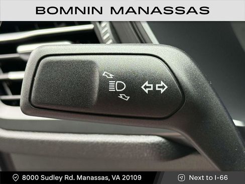 Used 2025 Ford Escape ST-Line image 10