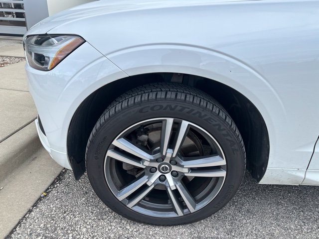 Used 2021 Volvo XC60 T6 Momentum w/ Advanced Package AWD/4WD image 3