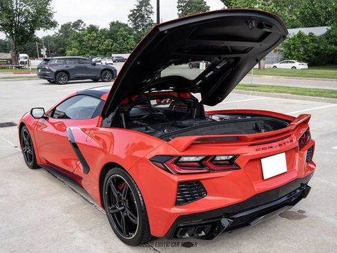 Used 2024 Chevrolet Corvette Stingray Premium Cpe w/ Z51 Performance Package RWD image 15