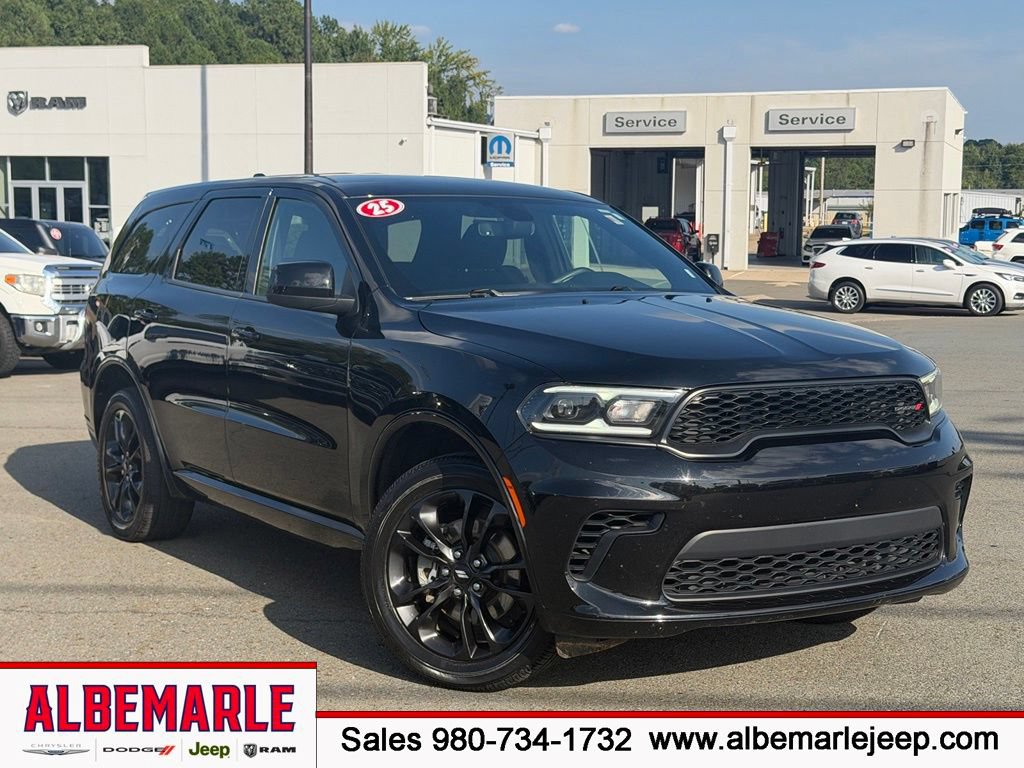 Used 2025 Dodge Durango GT AWD/4WD image 1