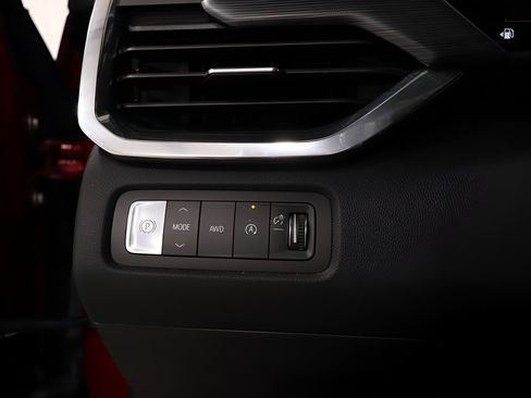Used 2025 GMC Acadia Elevation w/ Elevation Premium Package AWD/4WD image 20