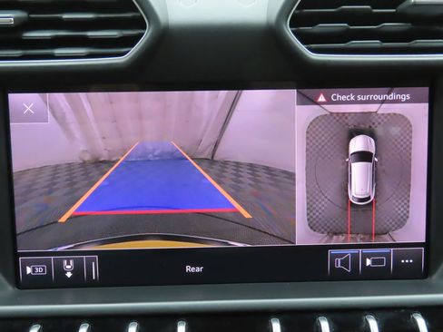 Used 2019 Lamborghini Urus image 15