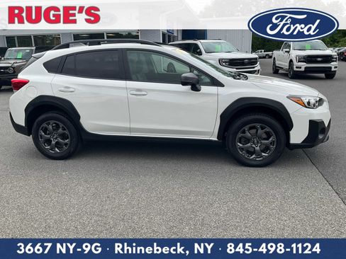Used 2021 Subaru Crosstrek 2.5i Sport w/ Moonroof Package AWD/4WD image 2