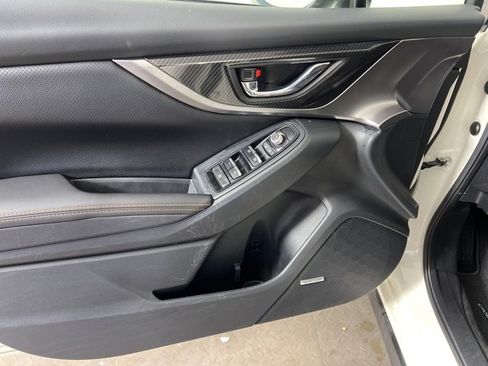 Used 2018 Subaru Crosstrek 2.0i Limited image 18