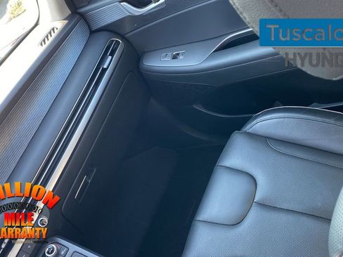 Used 2023 Hyundai Palisade Limited image 32