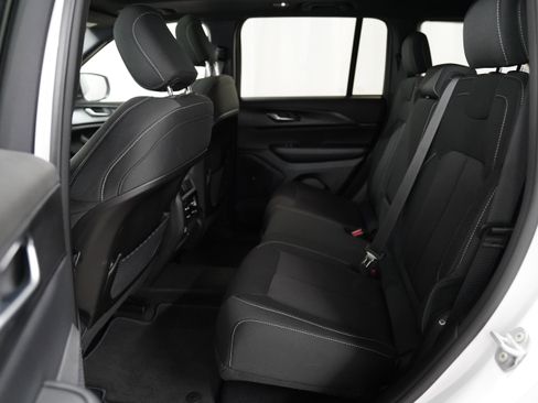 New 2026 Jeep Grand Cherokee Laredo X AWD/4WD image 5