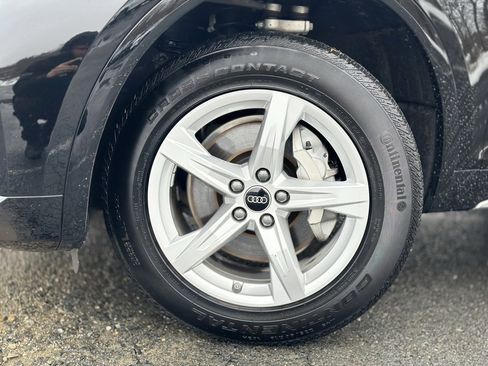 Used 2023 Audi Q5 2.0T Premium w/ Convenience Package image 2