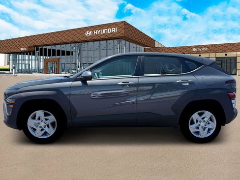 New 2026 Hyundai Kona SE FWD image 3