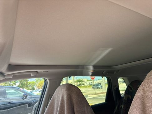 Certified 2024 Nissan Rogue Platinum w/ Platinum Premium Package FWD image 8