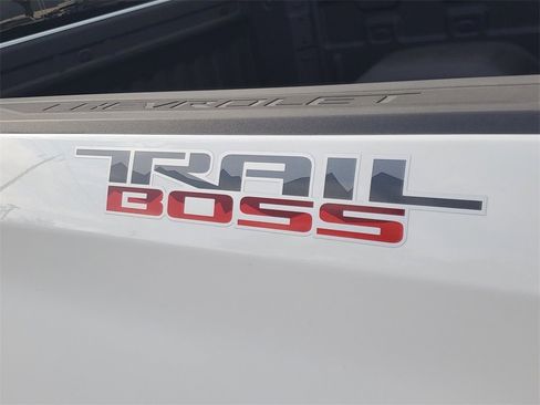 New 2026 Chevrolet Silverado 1500 Custom Trail Boss w/ LPO, Dark Essentials Package image 6