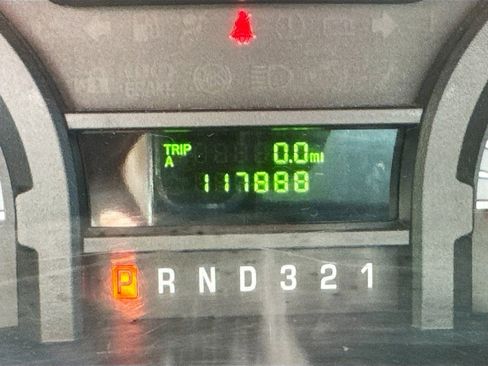 Used 2015 Ford E-350 and Econoline 350 Super Duty image 15