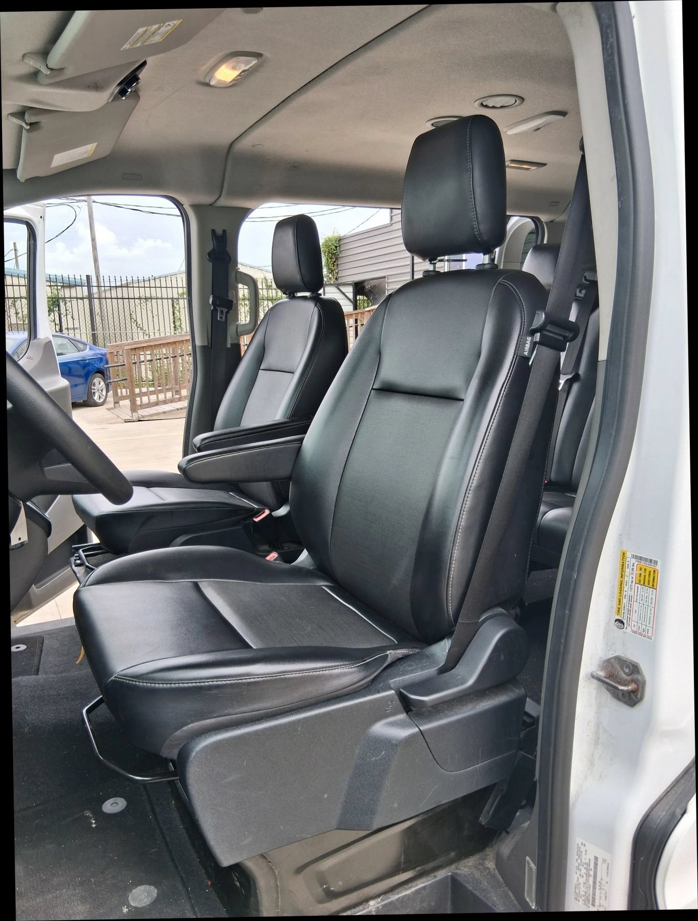 Used 2020 Ford Transit 150 XL RWD image 20