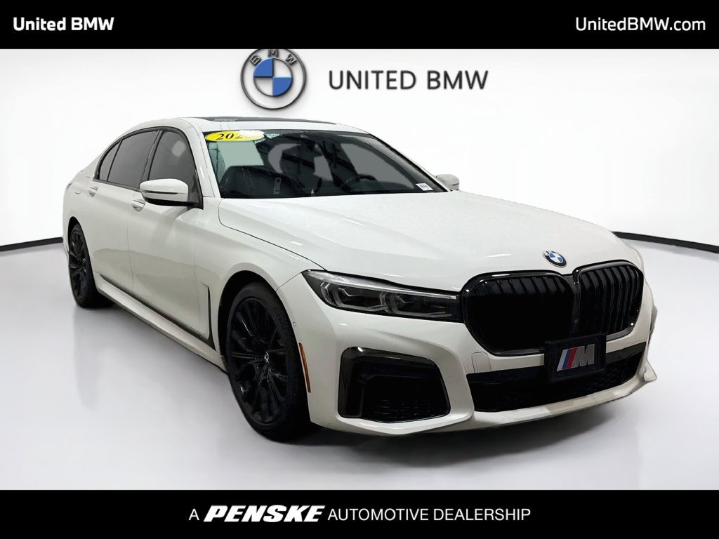 Used 2020 BMW 740i w/ M Sport Package RWD image 3