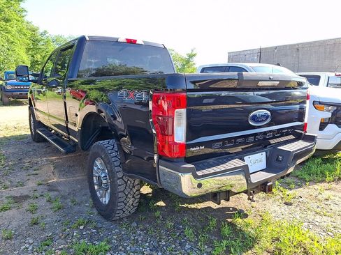 Used 2019 Ford F250 XLT w/ XLT Premium Package AWD/4WD image 6