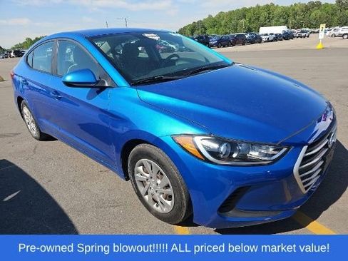 Used 2017 Hyundai Elantra SE w/ Cargo Package FWD image 3