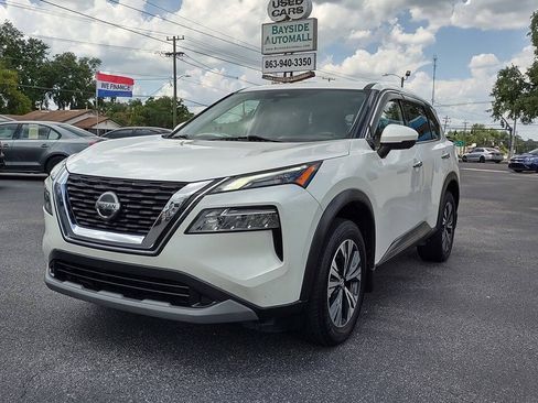 Used 2021 Nissan Rogue SV FWD image 1