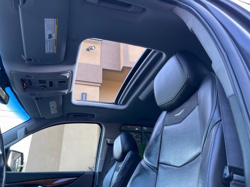 Used 2017 Cadillac Escalade ESV Premium Luxury image 13