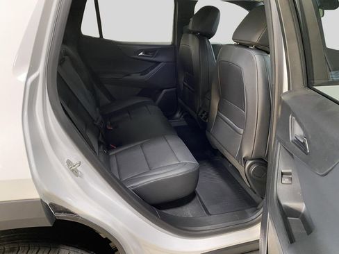 New 2026 Chevrolet Equinox LT w/ Convenience Package II image 7