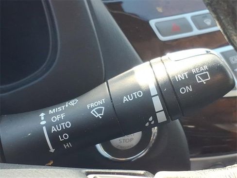 Used 2015 INFINITI QX60 AWD w/ Deluxe Touring Package image 14