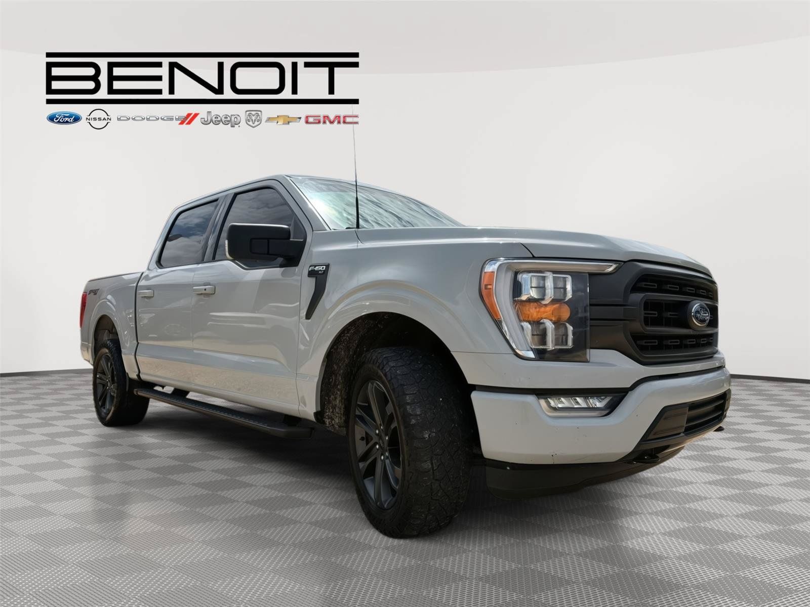 Used 2023 Ford F150 XLT w/ Equipment Group 302A High AWD/4WD image 4
