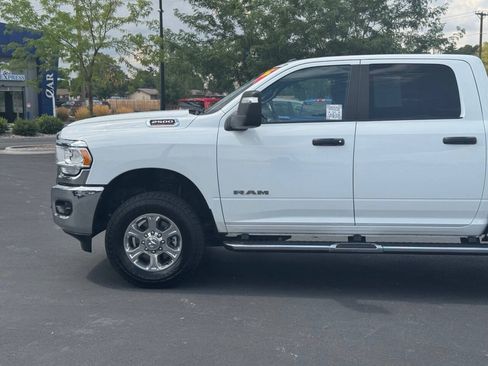 Used 2024 RAM 2500 Big Horn w/ Bed Utility Group AWD/4WD image 11