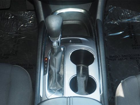 Used 2021 Chevrolet Malibu LT image 26