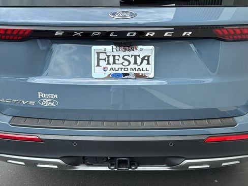 New 2026 Ford Explorer Active w/ Active Comfort Package RWD image 5