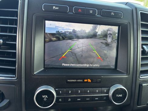 Used 2020 Ford Expedition Limited RWD image 21