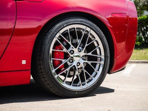 Used 2008 Chevrolet Corvette Coupe w/ Preferred Equipment Group RWD image 40