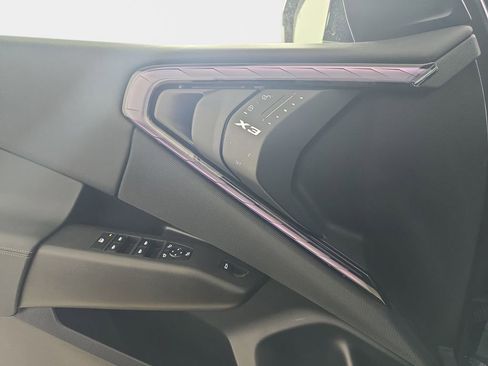 Used 2025 BMW X3 xDrive30i w/ Convenience Package image 30