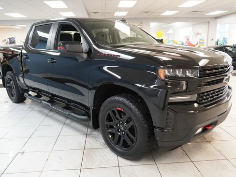 Certified 2022 Chevrolet Silverado 1500 RST w/ Redline Edition image 13