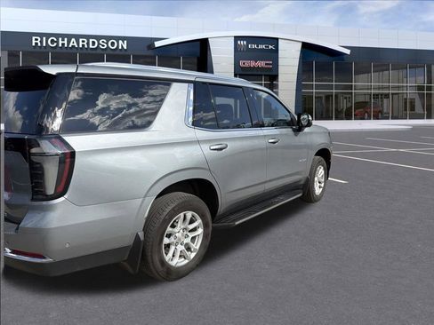 Used 2025 Chevrolet Tahoe LT w/ Comfort Package AWD/4WD image 9