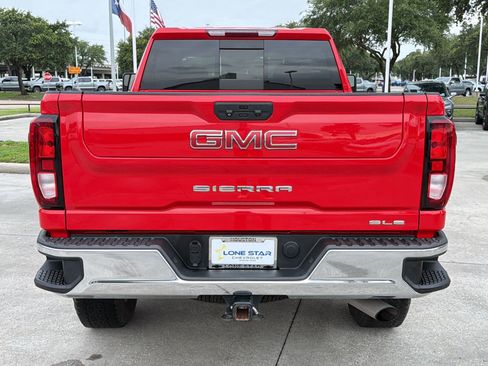 Certified 2022 GMC Sierra 2500 SLE w/ SLE Convenience Package AWD/4WD image 9