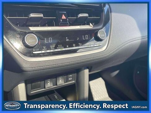 Used 2023 Toyota Corolla Cross XLE w/ Convenience Package image 30