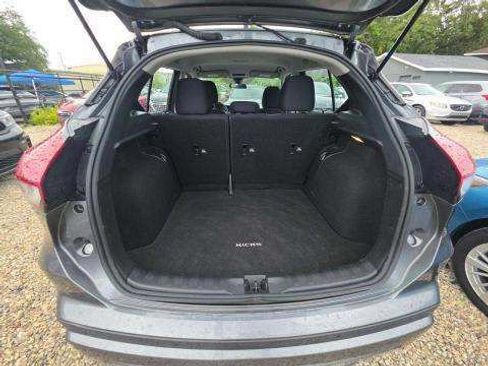 Used 2023 Nissan Kicks S FWD image 7