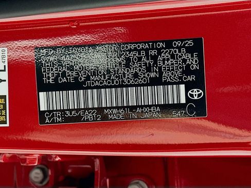 Used 2026 Toyota Prius Plug-In Hybrid w/ Limited Premium Package FWD image 31