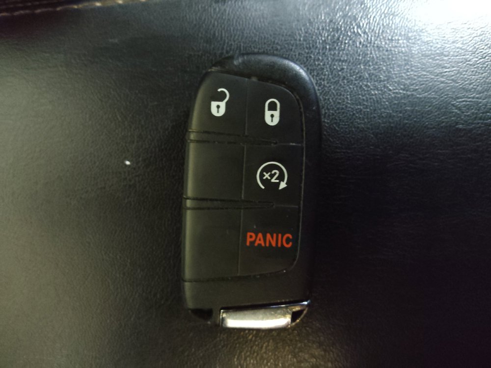 Used 2019 Jeep Compass Limited AWD/4WD image 32