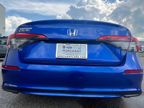 Used 2024 Honda Civic EX image 7