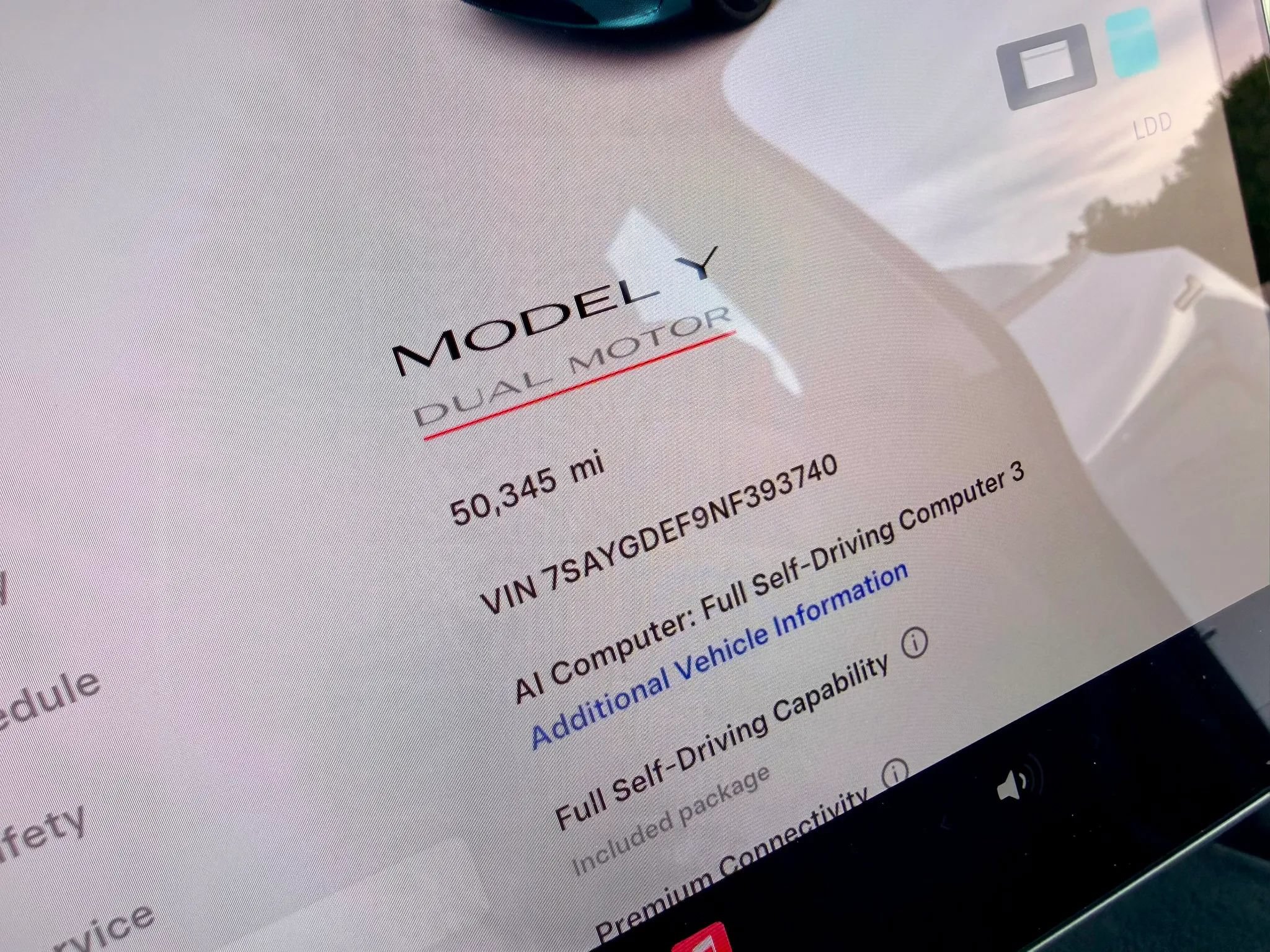 Used 2022 Tesla Model Y Performance AWD/4WD image 43