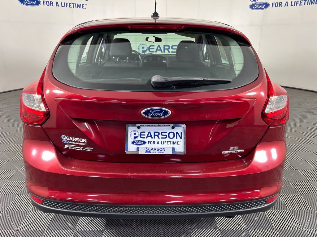 Used 2014 Ford Focus SE FWD image 5