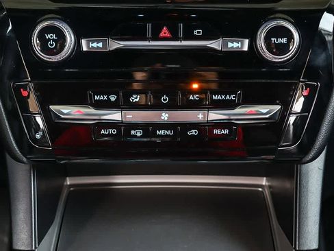 Used 2022 Ford Explorer ST-Line image 14