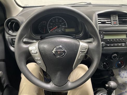 Used 2017 Nissan Versa S Plus image 23