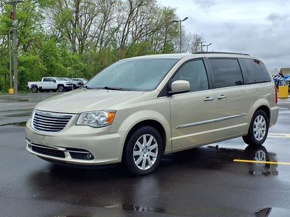 Used 2015 Chrysler Town & Country Touring w/ Driver Convenience Group
