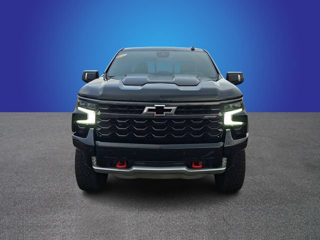 Used 2025 Chevrolet Silverado 1500 ZR2 w/ Technology Package AWD/4WD image 2