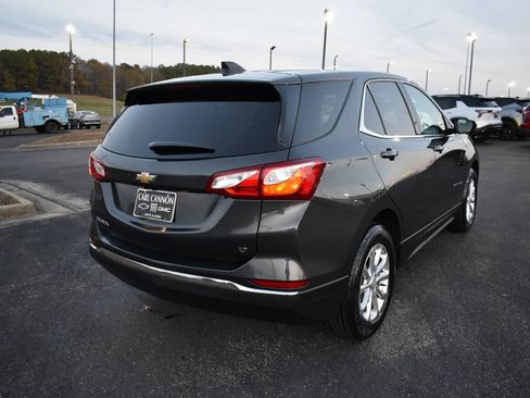 Used 2020 Chevrolet Equinox LT image 3